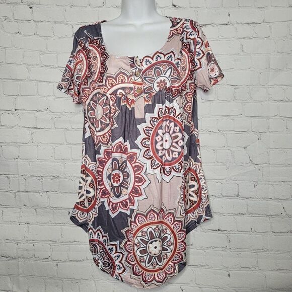 Women's Mandala Paisley Short Sleeve Top Medium - Picture 1 of 5